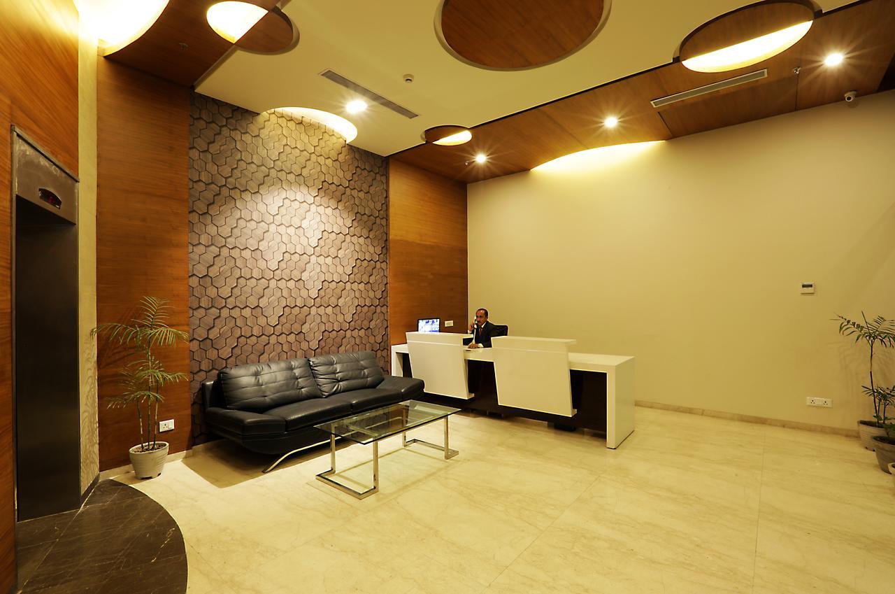Fairvacanze Inns And Suites โซนีปัต ภายนอก รูปภาพ