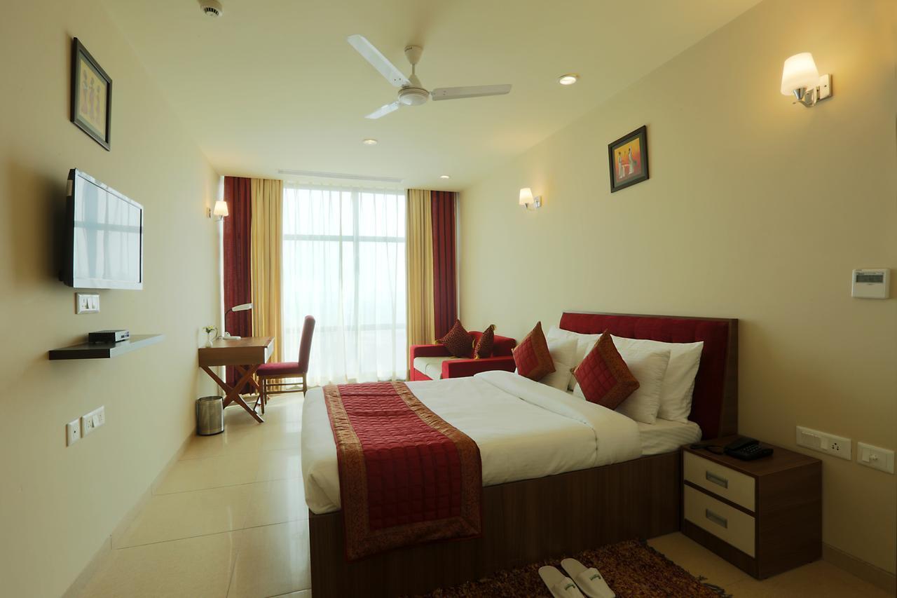 Fairvacanze Inns And Suites โซนีปัต ภายนอก รูปภาพ